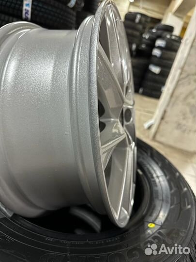 Литые диски R15 5*100 Carwel Сатурн SLT