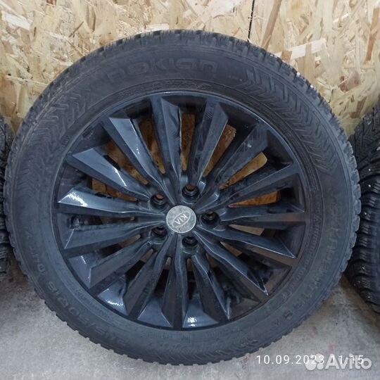 R18 Nokian Tyres Hakkapeliitta 8 245/50, PCD 5x114.3 DIA 67.1