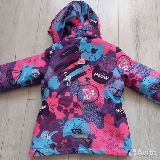 Демисезонный костюм для девочки