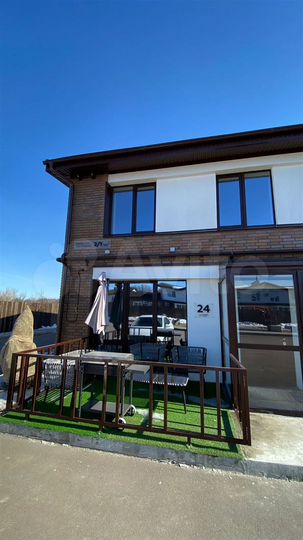 4-к. квартира, 114,1 м², 1/2 эт.