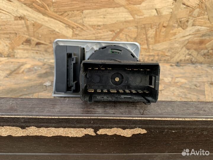 Блок управления светом Audi A6C5