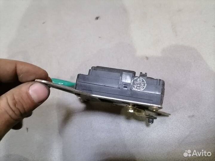 Сервопривод заслонки печки Honda Accord IV 1990-19