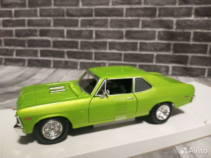Модель машины 1:24 maisto Chevrolet Nova SS 1970