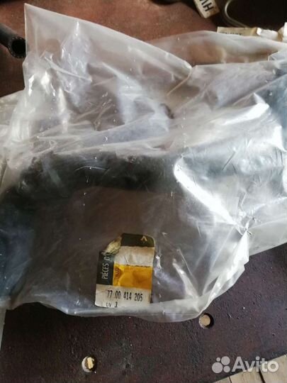 Продам запчасти для Renault