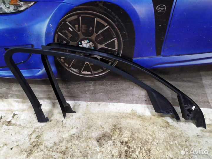 Облицовка проёма стекла передних дверей Audi A4