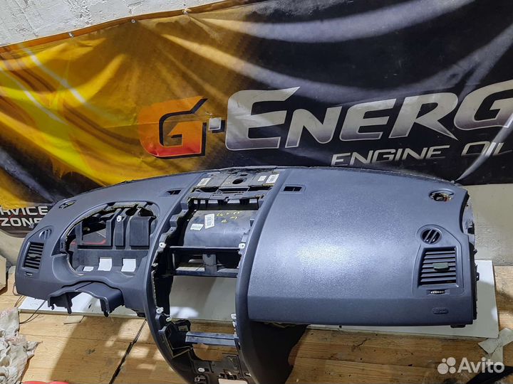 Торпедо Renault Megane 2