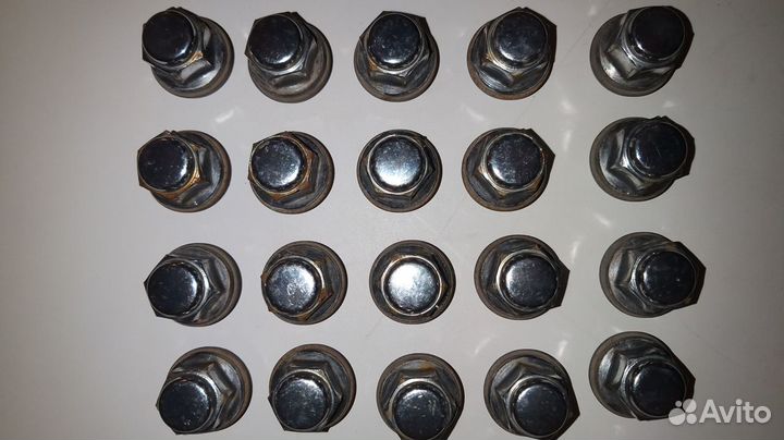 Колёсные гайки на Toyota 12*1.5