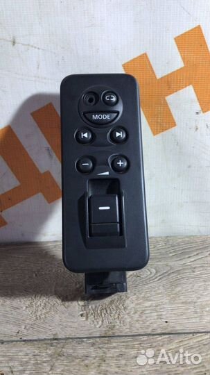 Блок управления стеклоподъемником,задний левый La