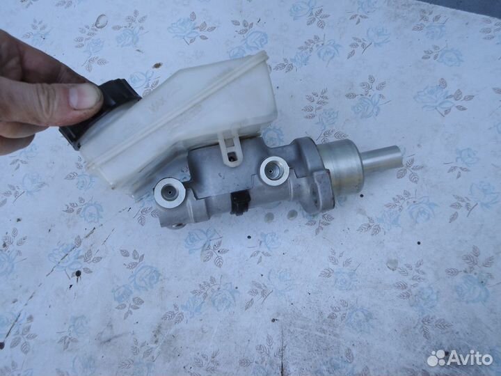 Главный тормозной цилиндр Пежо 206/Peugeot 206 1,4