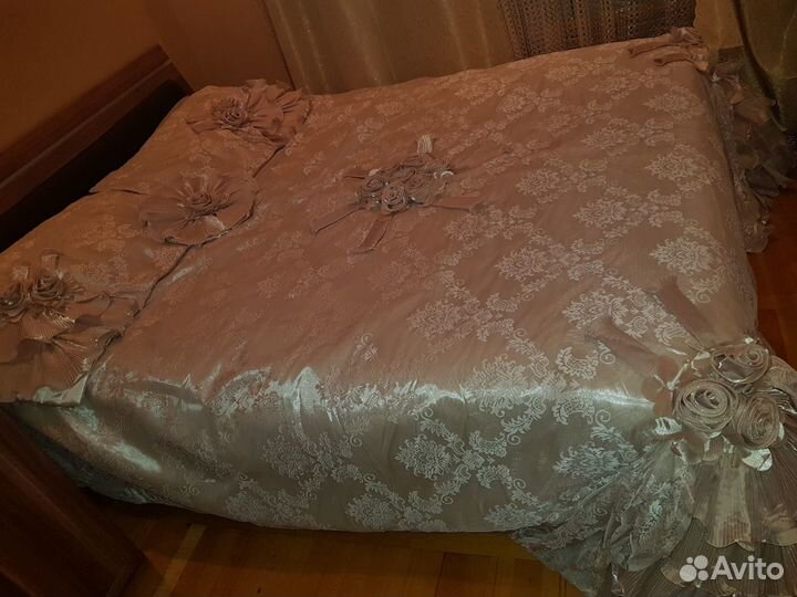 Покрывало на кровать