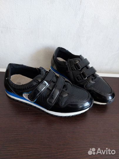 Обувь пакетом 33р