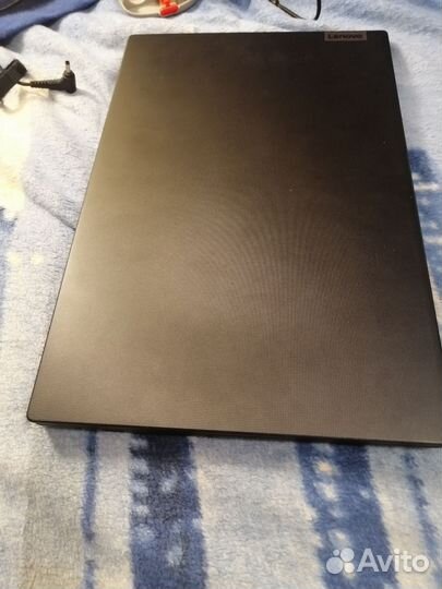 Ноутбук Lenovo i3/12/256