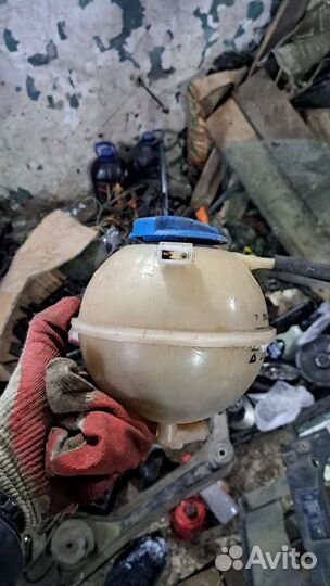 Расширительный бачок golf 3