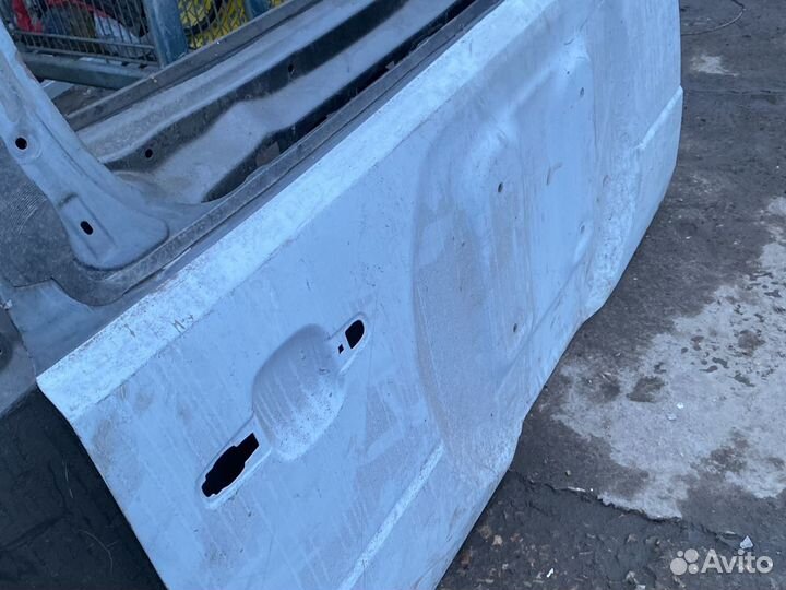 Дверь багажника Сузуки гранд витара