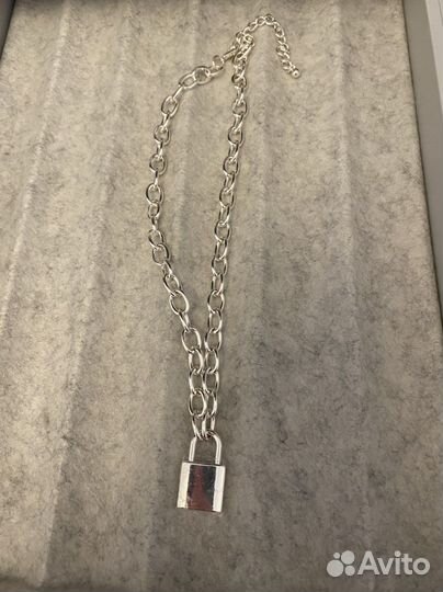 Цепь с замком из H&M