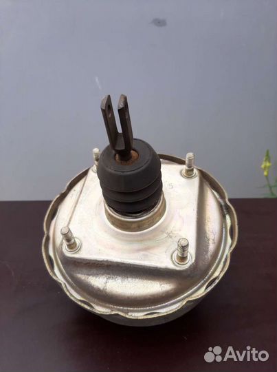 Вакуумный усилитель тормозов б/у к ваз-2104