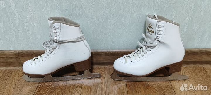 Фигурные коньки jackson excel