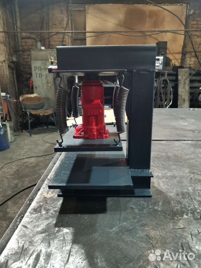 Пресс гидравлический ручной