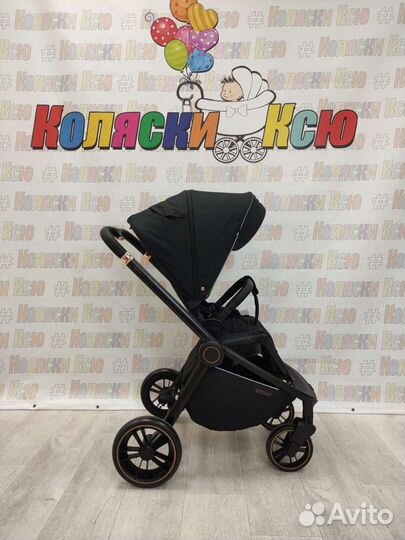 Коляска прогулочная Carrello Epica