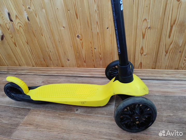 Самокат детский трехколесный Oxelo (Декатлон)