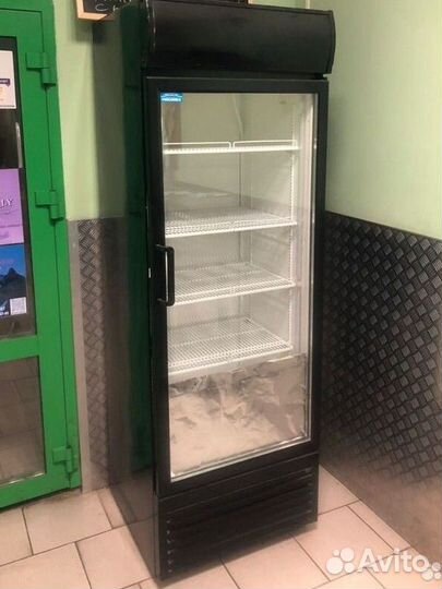 Холодильник с замком и пультом