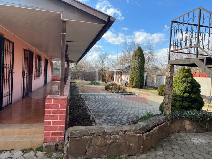 Дом 199,5 м² на участке 10 сот.