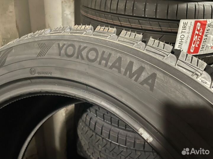 Yokohama Ice Guard IG65 275/50 R22 111T