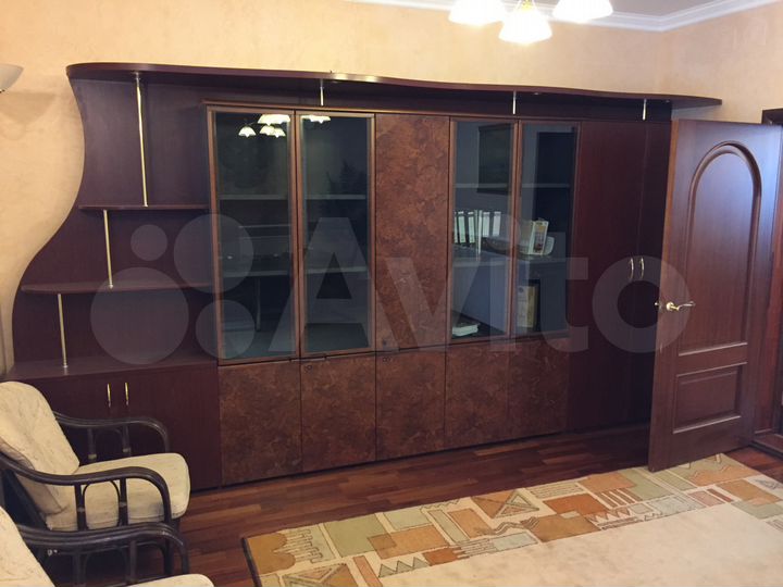 Продам 2-х этажное здание, 808 м², хороший ремонт