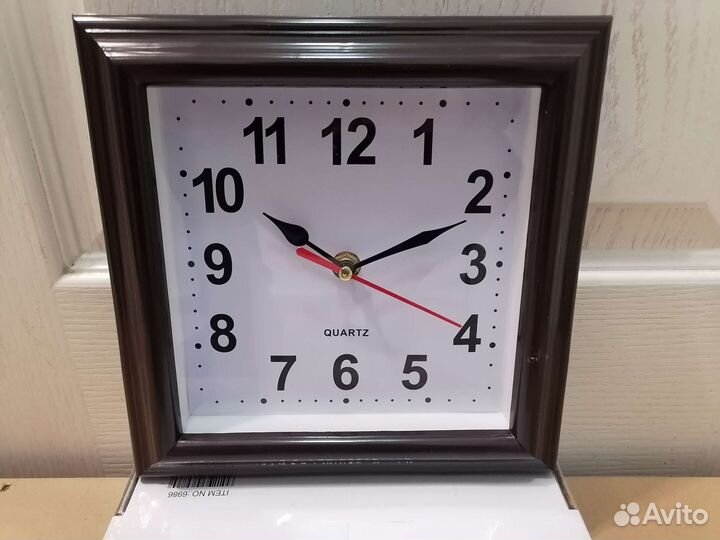 Часы настенные, новые в коробке