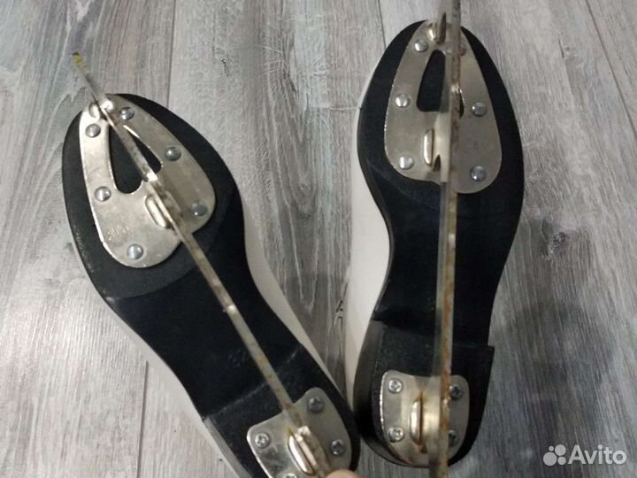 Коньки фигурные граф монтана