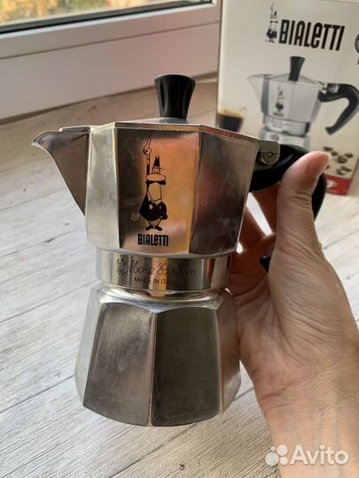 Гейзерная кофеварка bialetti