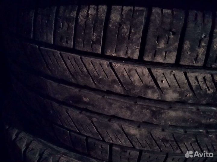 Hankook AH11 235/55 R17 100V