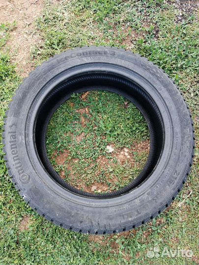 Continental IceContact 3 215/55 R18