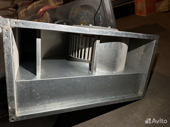 Вентилятор канальный Ziehl-Abegg RE31P-4EK.6N.1R