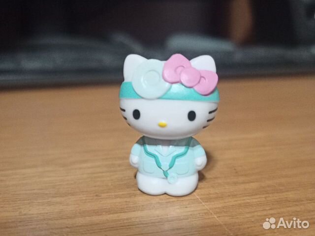 Hello Kitty фигурка обмен объявление продам