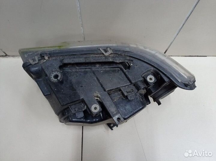 Фара передняя правая Land Rover Freelander