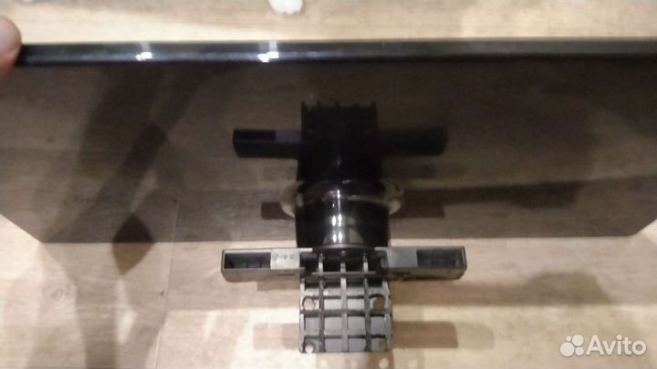 Подставка для телевизора