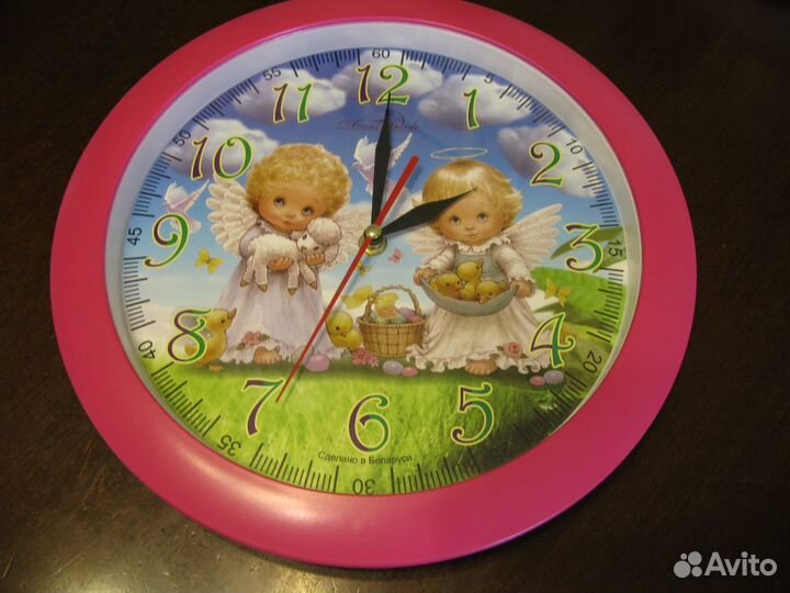 Часы настенные 