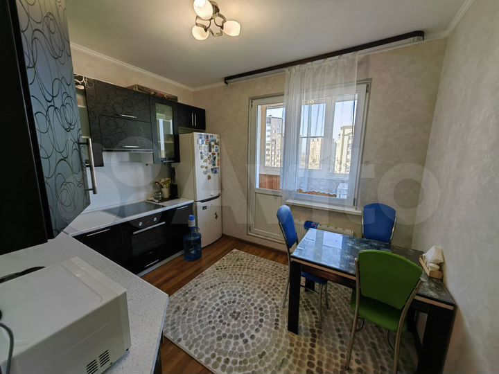 2-к. квартира, 56 м², 12/17 эт.