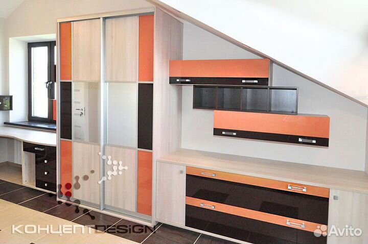 Набор мебели в мансардную комнату