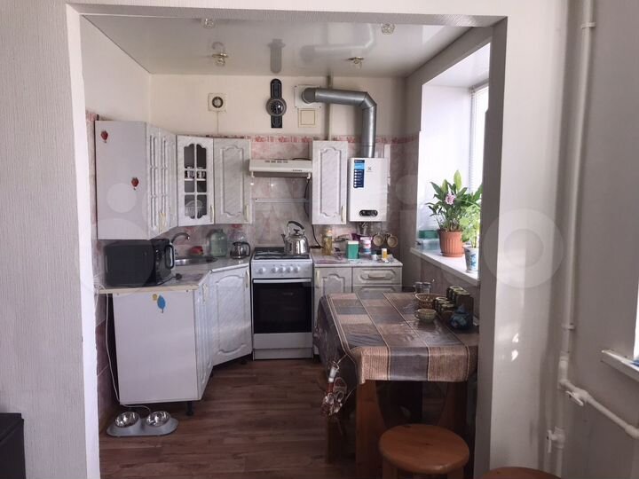 2-к. квартира, 42 м², 3/4 эт.