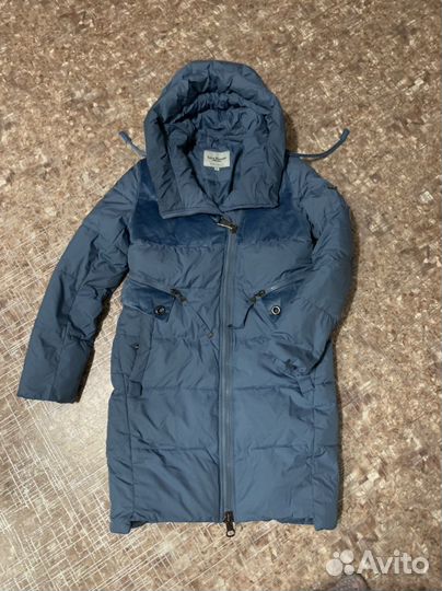 Пуховик зимний женский