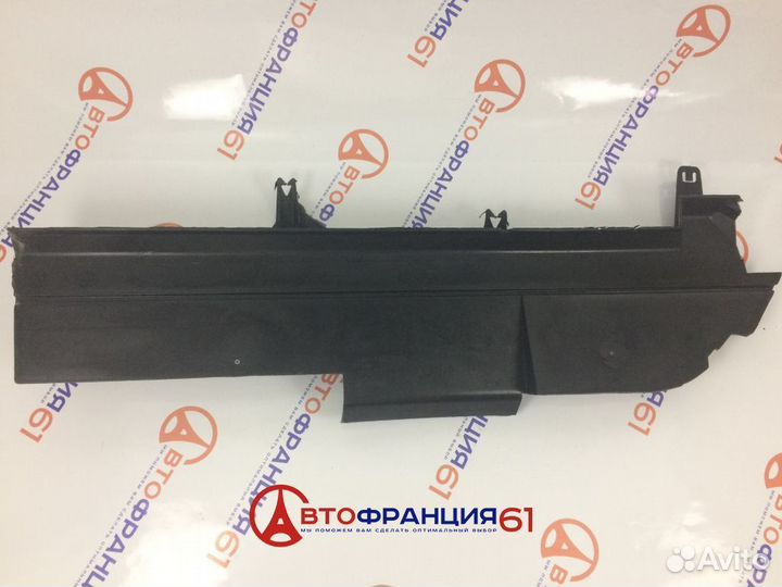 Дефлектор радиатора, 8200158150 renault megane 2