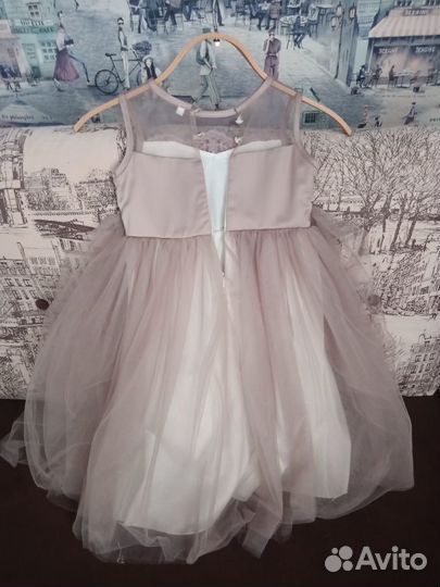 Нарядное платье