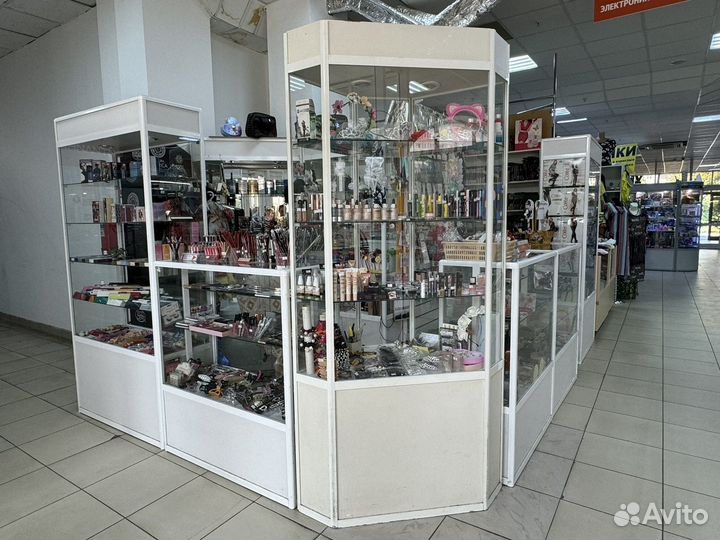 Шкафы, прилавки