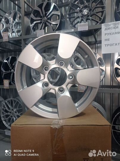 Диски R15 на Ниву