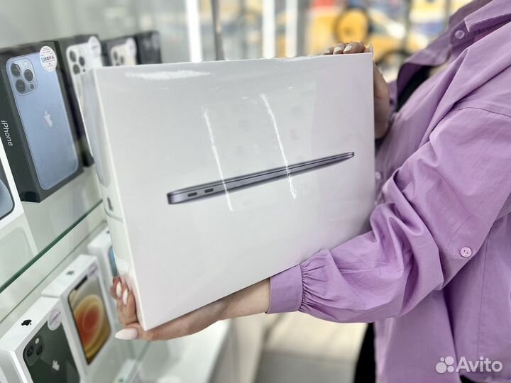 Ноутбук Apple MacBook Air 13 M1 (2020) 256GB