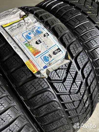 Pirelli Winter Sottozero 3 225/45 R17 91H