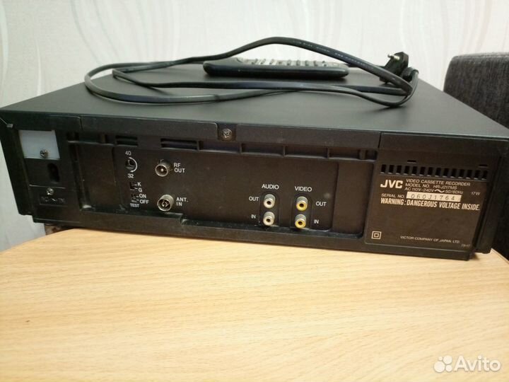 Видеомагнитофон JVC hr-j217ms