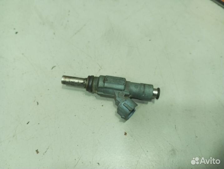 Топливная форсунка Audi A3 8P